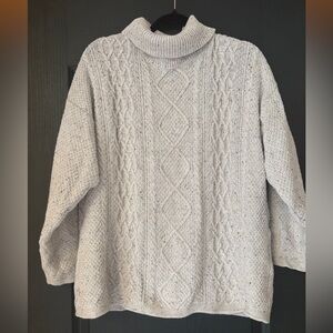 White speckled vintage Cable Turtleneck Sweater - Women's Cozy Knit